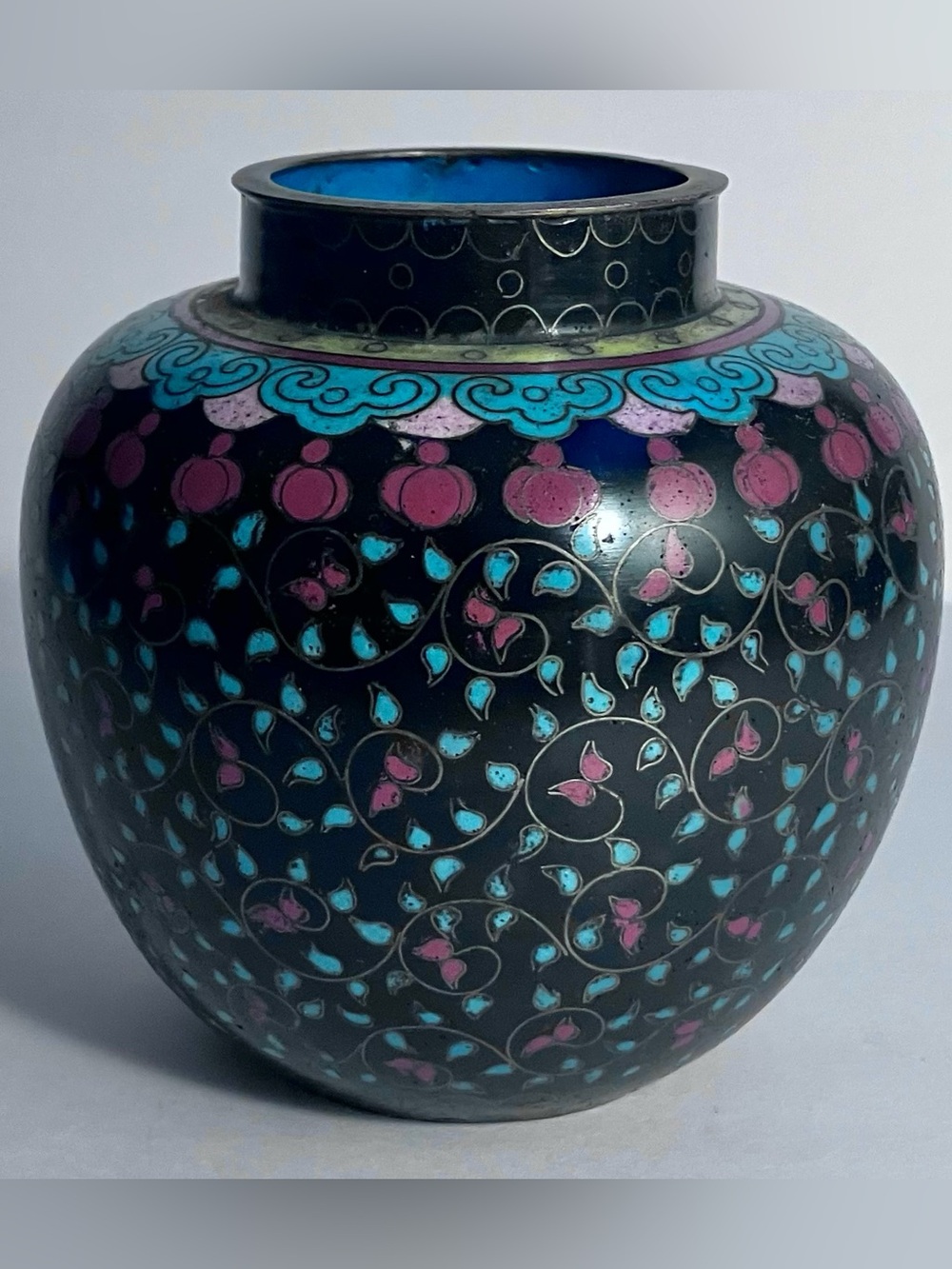 Antique QING DYNASTY Cloisonne BRASS VASE (1890-1925) / Fine Enamel Work / CHINA